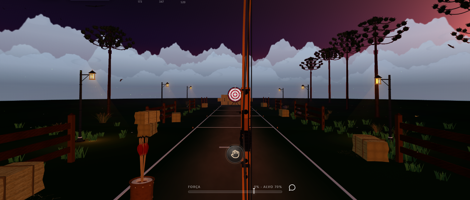 Pista do ArcPlay ao entardecer, com lanternas e alvo ao fundo
